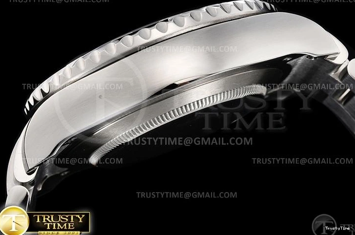 0206 ROLYM184A – YachtMaster SmartChoice 1079